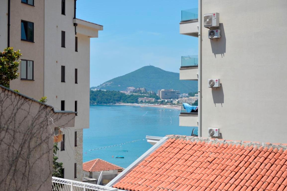 Rafailovici Holiday Apartments Екстер'єр фото