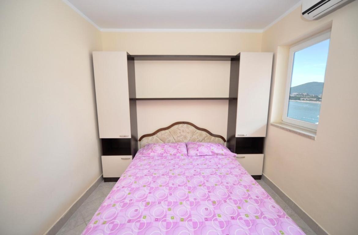 Rafailovici Holiday Apartments Екстер'єр фото