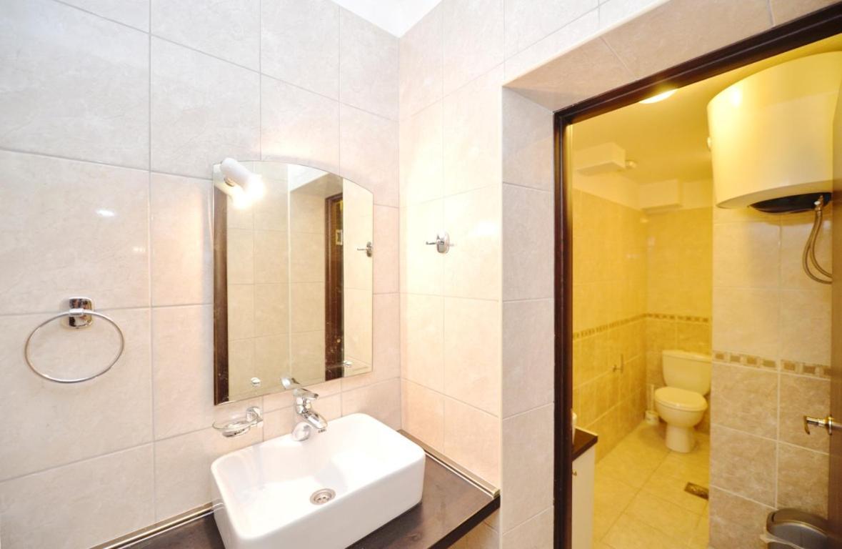 Rafailovici Holiday Apartments Екстер'єр фото