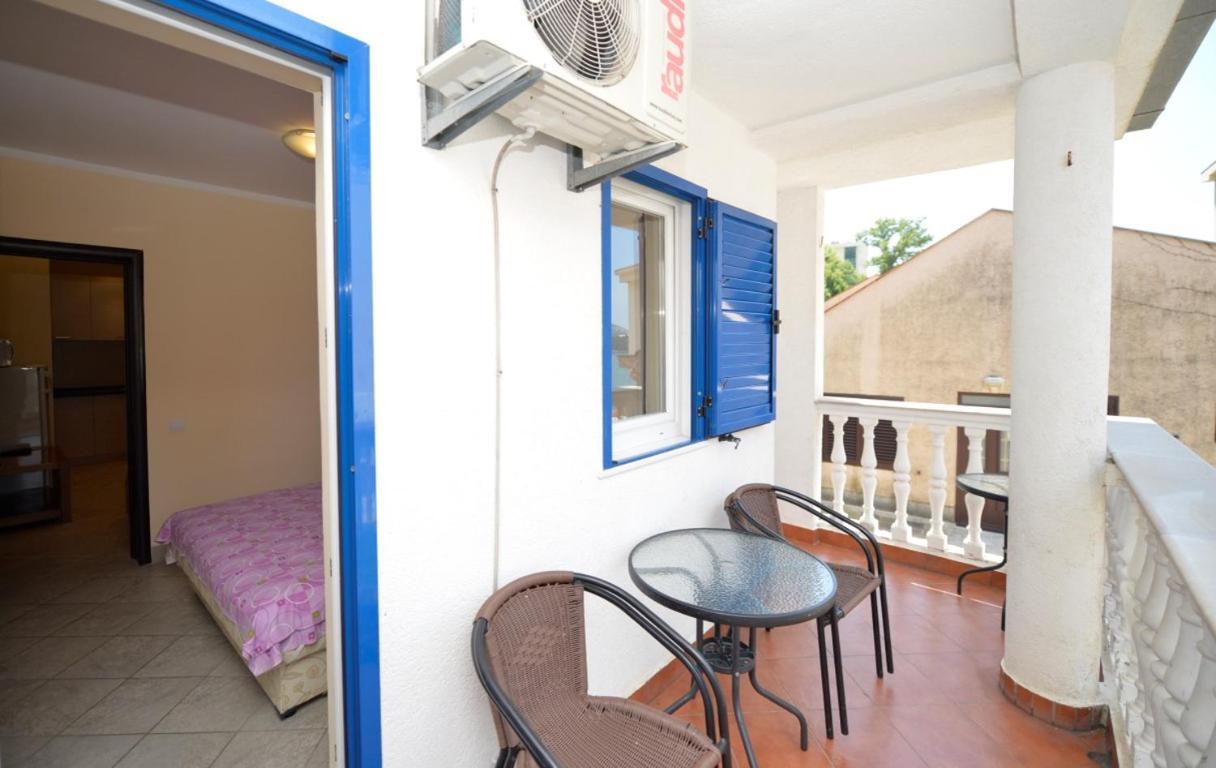 Rafailovici Holiday Apartments Екстер'єр фото
