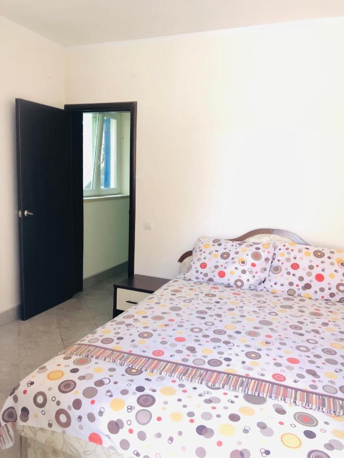 Rafailovici Holiday Apartments Екстер'єр фото