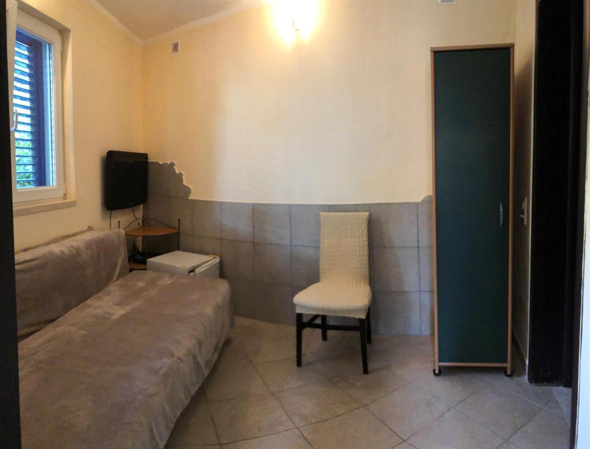 Rafailovici Holiday Apartments Екстер'єр фото