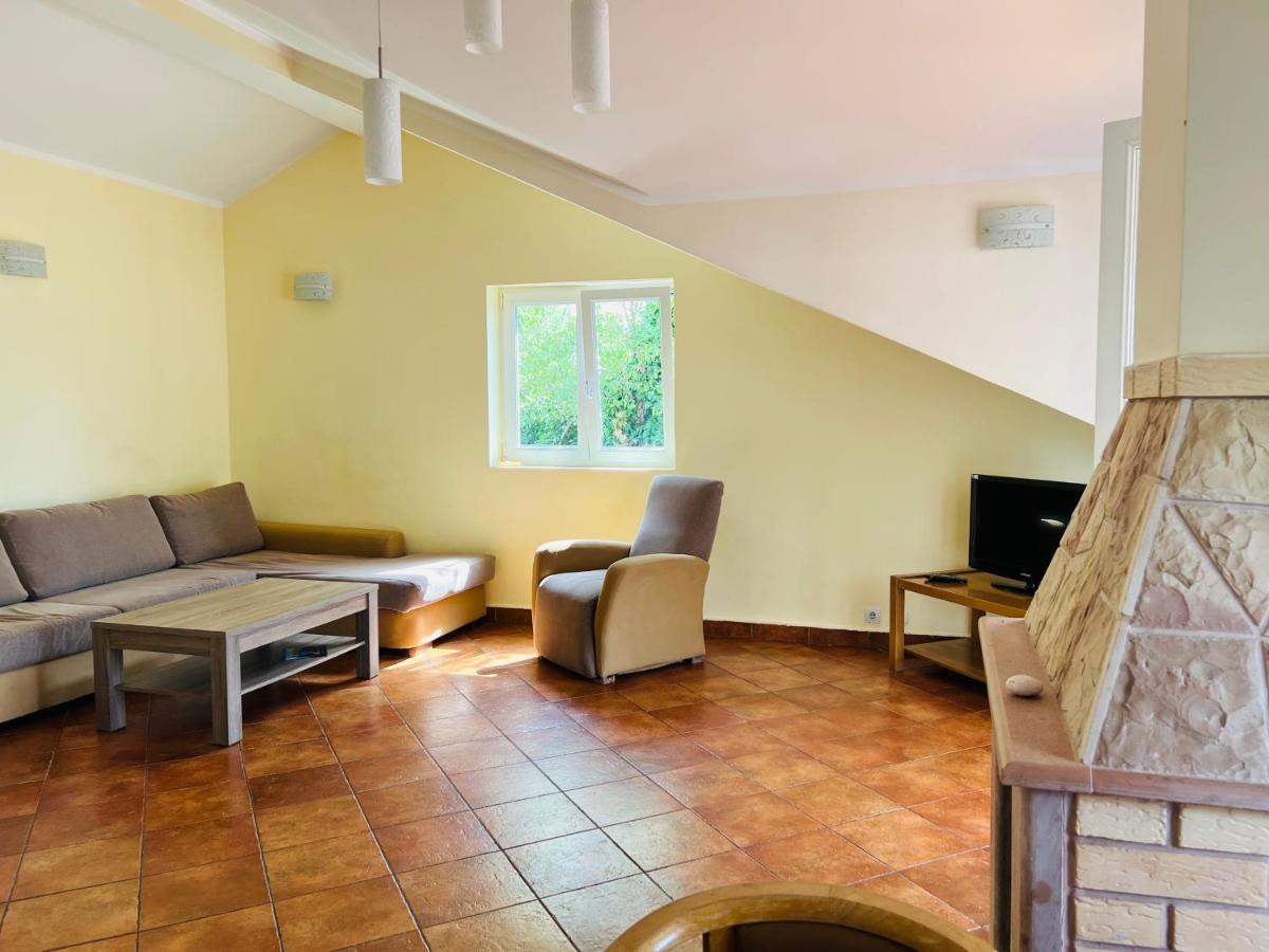 Rafailovici Holiday Apartments Екстер'єр фото
